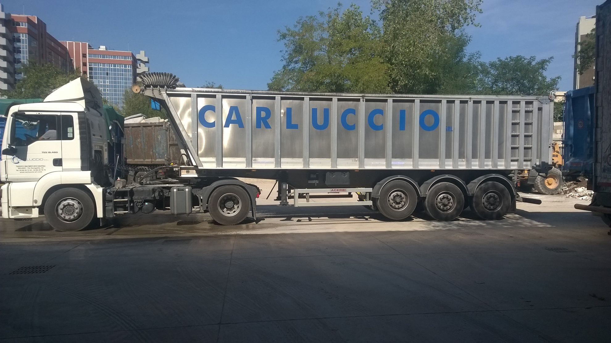 Carluccio trasporti rifiuti Milano